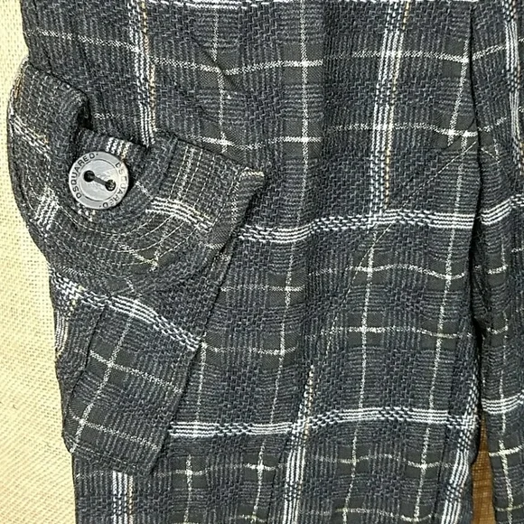 Sugar Lip women's plaid capri cropped pants linen - Picture 4 of 6